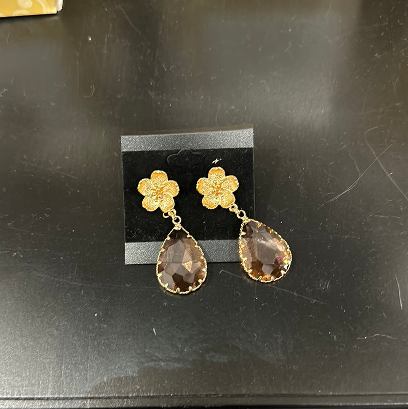 Rose gold flower earrings