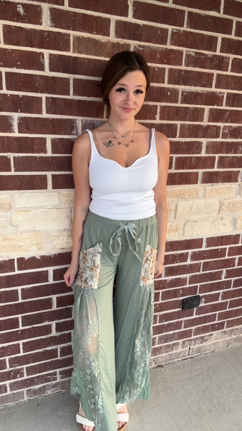 Floral Relaxed Wide Leg Pants