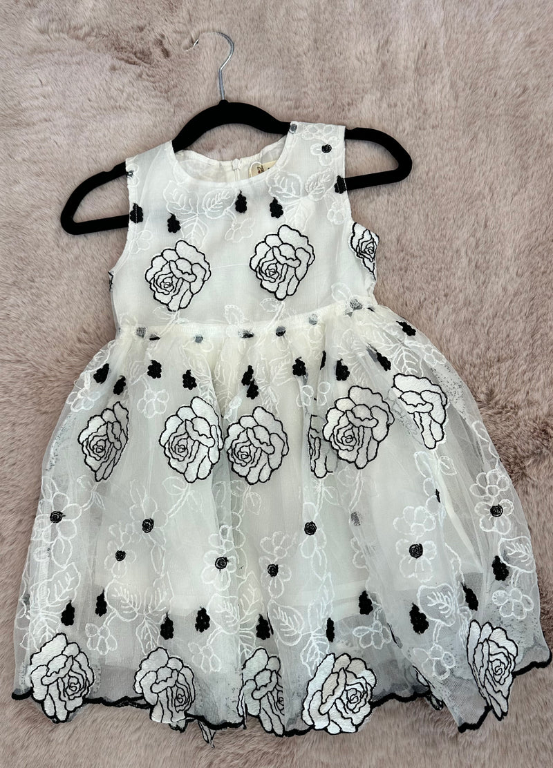 Kids Slvls White Lace w/ rose print dress