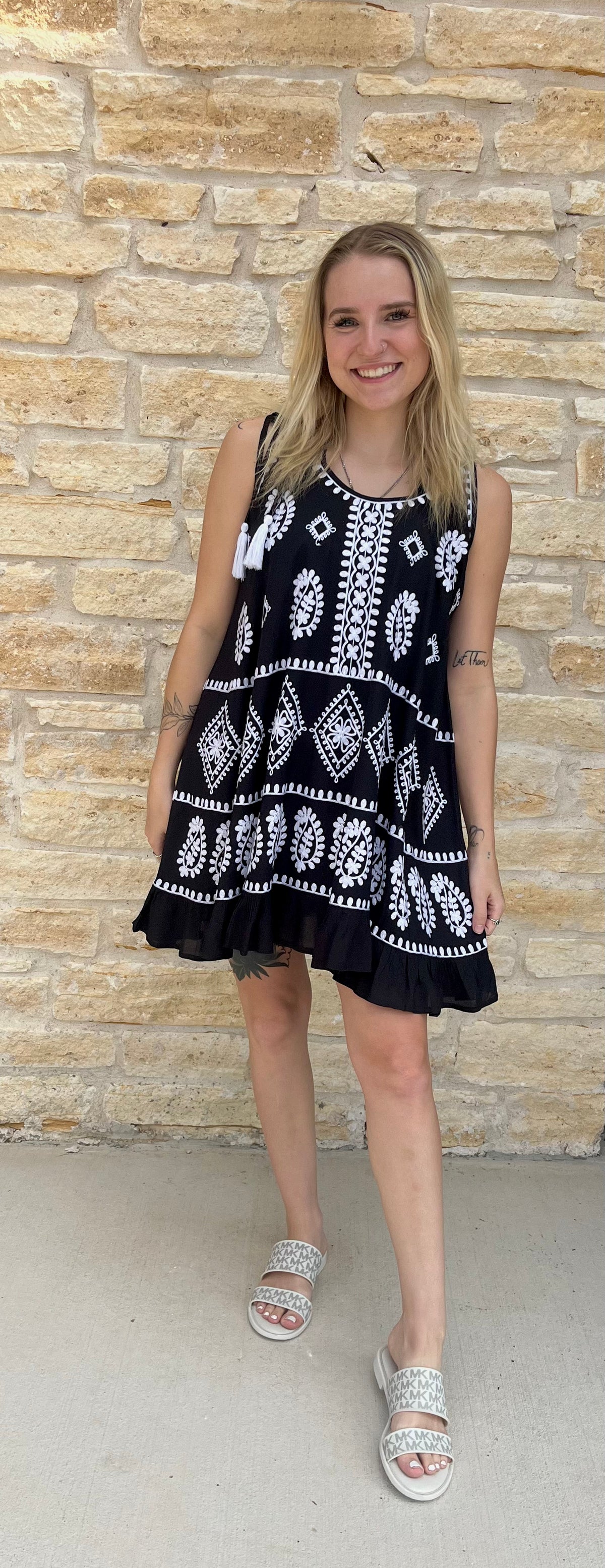 Blk/Wht Embroidered Dress